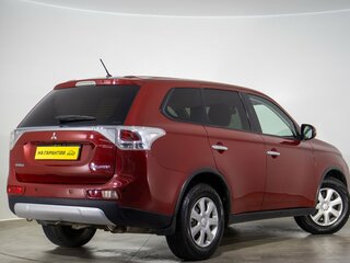 2014 Mitsubishi Outlander III Рестайлинг, красный, 1479000 рублей, вид 4