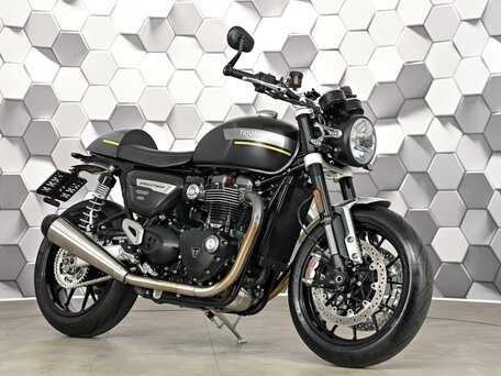 2022 Triumph Speed Twin, чёрный, 1599000 рублей, вид 1
