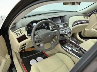 2015 Infiniti Q70 I Рестайлинг, коричневый, 2099000 рублей, вид 5