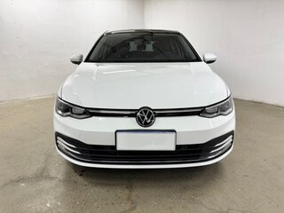 2022 Volkswagen Golf VIII, белый, 1855000 рублей, вид 2