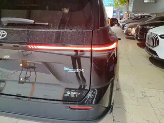 2026 Toyota bZ3X 50 kWh, чёрный, 2384099 рублей, вид 5