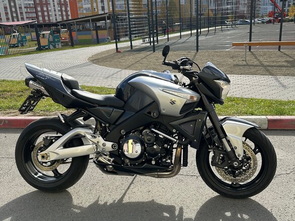 2008 Suzuki B-King, серый, 1150000 рублей