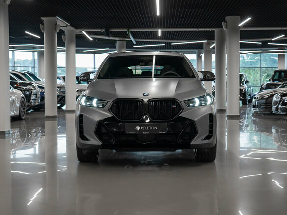 2024 BMW X6 M60i III (G06) Рестайлинг, серый, 17050000 рублей - вид 2
