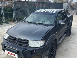 2014 Mitsubishi L200 IV Рестайлинг, серый, 2500000 рублей, вид 1