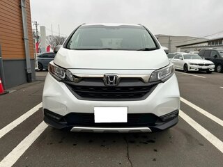 2023 Honda Freed II Рестайлинг, белый, 1590000 рублей, вид 2