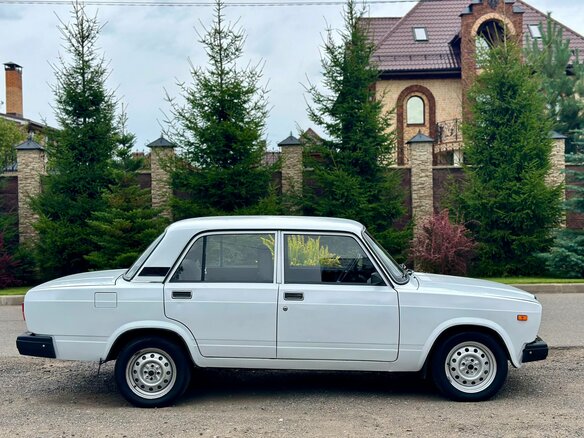 2008 Lada (ВАЗ) 2107, белый, 350000 рублей - вид 9