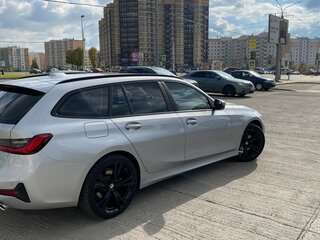 2019 BMW 3 серии 320d xDrive VII (G2x), серебристый, 2490000 рублей, вид 3