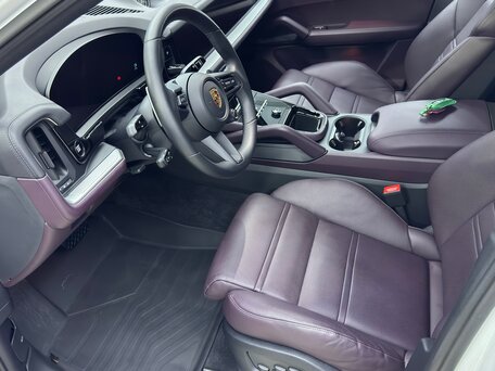 2024 Porsche Cayenne Coupé III Рестайлинг, белый, 14300000 рублей, вид 2