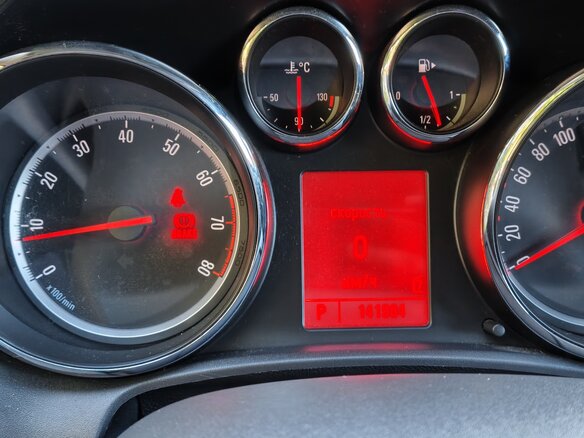 2011 Opel Astra J, красный, 750000 рублей - вид 6