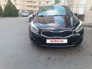 2012 Kia Ceed II, чёрный, 860000 рублей, вид 4