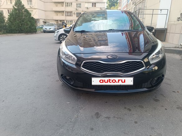 2012 Kia Ceed II, чёрный, 860000 рублей - вид 3