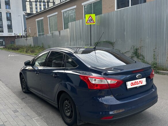 2012 Ford Focus III, синий, 700000 рублей - вид 4