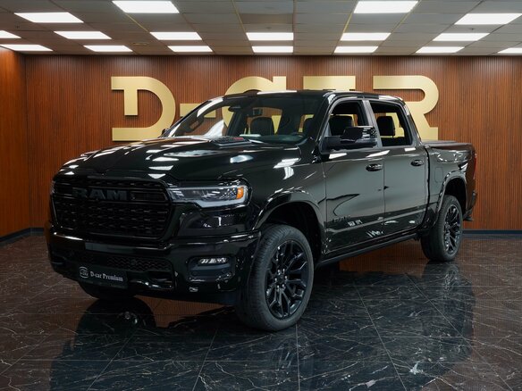 2026 Ram 1500 Crew Cab V Рестайлинг, чёрный