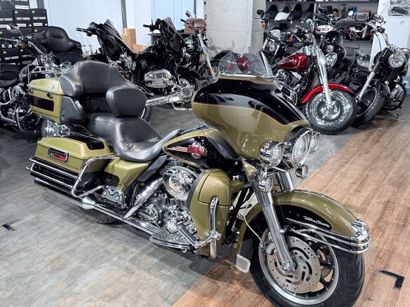 2007 Harley-Davidson Electra Glide, зелёный, 1199000 рублей