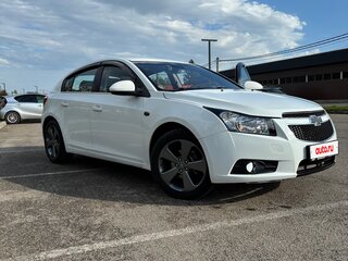 2012 Chevrolet Cruze I, белый, 700000 рублей, вид 2