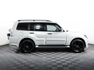 2020 Mitsubishi Pajero IV Рестайлинг 2, белый, 3790000 рублей, вид 4