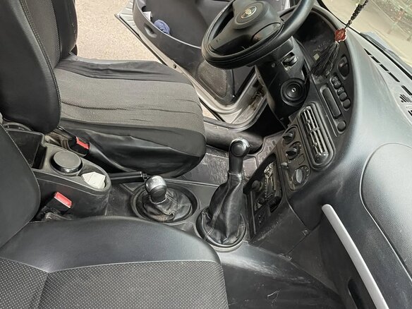 2012 Chevrolet Niva I Рестайлинг, серебристый, 380000 рублей - вид 11