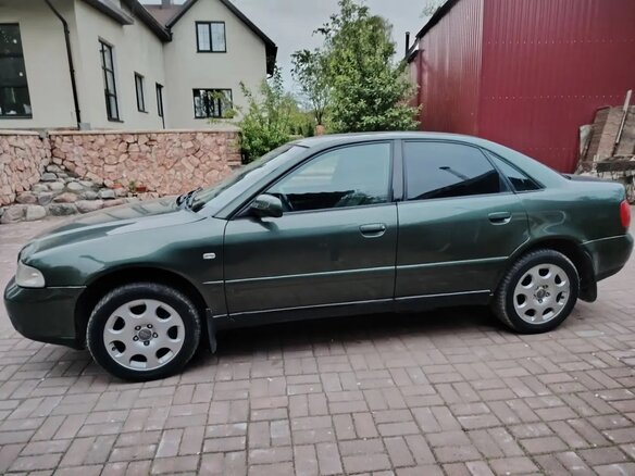 1999 Audi A4 I (B5) Рестайлинг, зелёный, 450000 рублей - вид 9