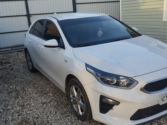 2019 Kia Ceed III, белый, 1720000 рублей - вид 1