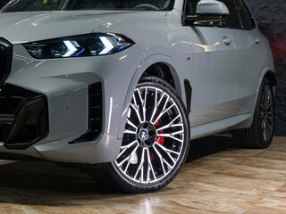 2026 BMW X5 40i IV (G05/G18) Рестайлинг, серый, 16390000 рублей, вид 5