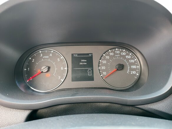 2024 Renault Master, белый, 5600000 рублей - вид 22