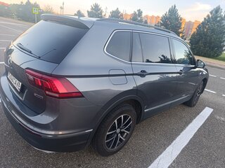 2021 Volkswagen Tiguan Allspace II, серый, 2650000 рублей, вид 5