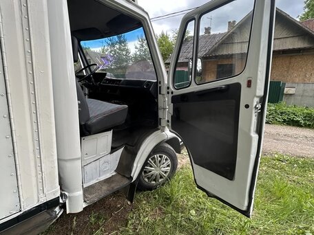 1994 Mercedes-Benz T1, белый, 450000 рублей, вид 2