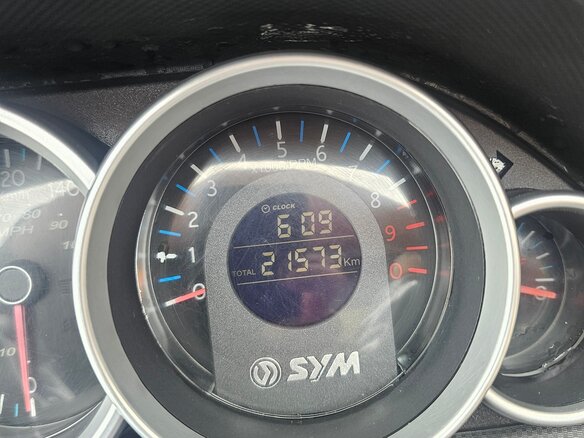 2014 Sym Joymax 300i, серый, 300000 рублей - вид 7