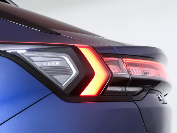 2024 Zeekr 001 100 kWh I Рестайлинг 1, синий, 6302000 рублей - вид 25
