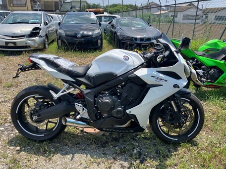 2023 Honda CBR 650R, белый, 977000 рублей, вид 2