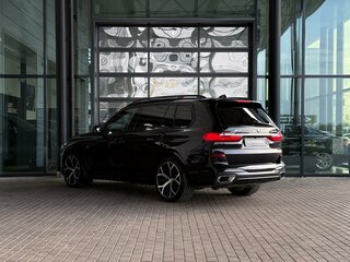 2020 BMW X7 40i I (G07), чёрный, 6950000 рублей, вид 5