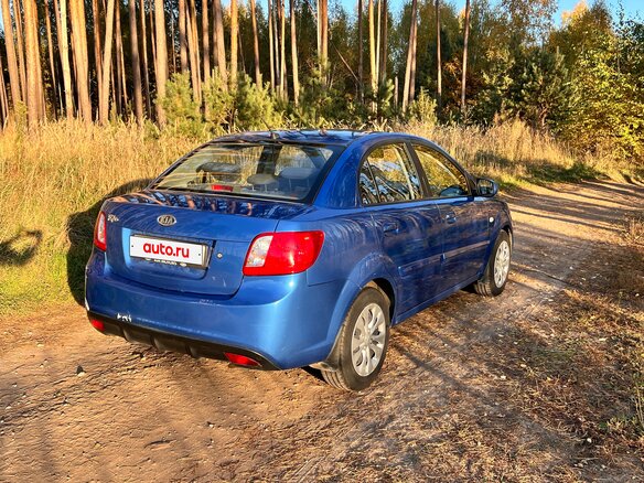 2010 Kia Rio II Рестайлинг, синий, 480000 рублей - вид 4