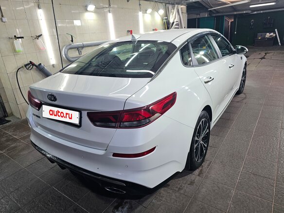 2018 Kia Optima IV, белый, 1750000 рублей - вид 4