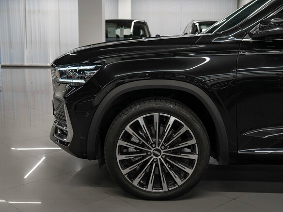 2025 Geely Monjaro (Xingyue L) I Рестайлинг (China Market), чёрный, 3700000 рублей - вид 32