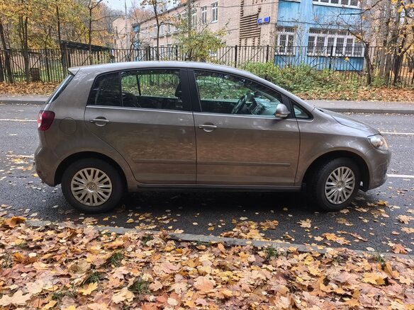 2010 Volkswagen Golf Plus II, серый, 800000 рублей - вид 7