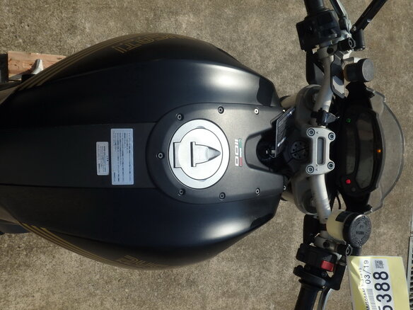2010 Ducati Monster 1100, чёрный, 520000 рублей - вид 18