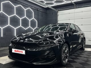 2021 Kia K5 III, чёрный, 2200000 рублей, вид 4
