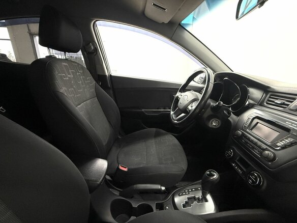 2012 Kia Rio 4-speed III, серебристый, 750000 рублей - вид 11