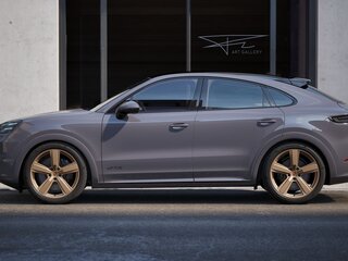 2026 Porsche Cayenne GTS Coupé III Рестайлинг, серый, 29500000 рублей, вид 3