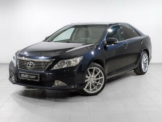 2013 Toyota Camry VII (XV50), синий, 1940000 рублей, вид 1