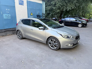 2014 Kia Ceed II, серебристый, 1300000 рублей, вид 4