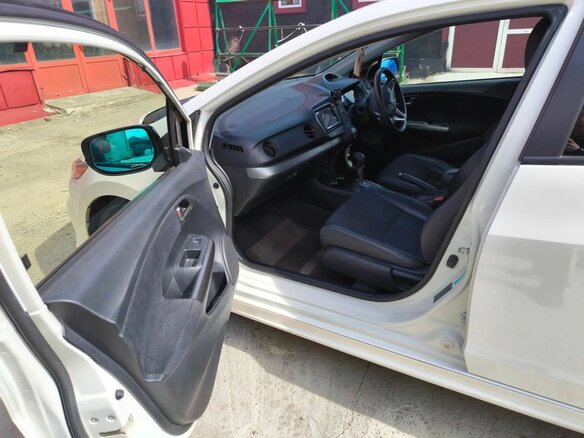 2013 Honda Insight II Рестайлинг, белый, 935000 рублей - вид 12