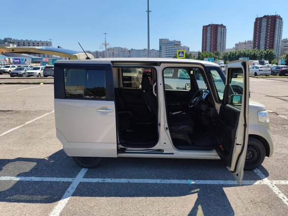 2017 Honda N-BOX I Рестайлинг, жёлтый, 700000 рублей - вид 20