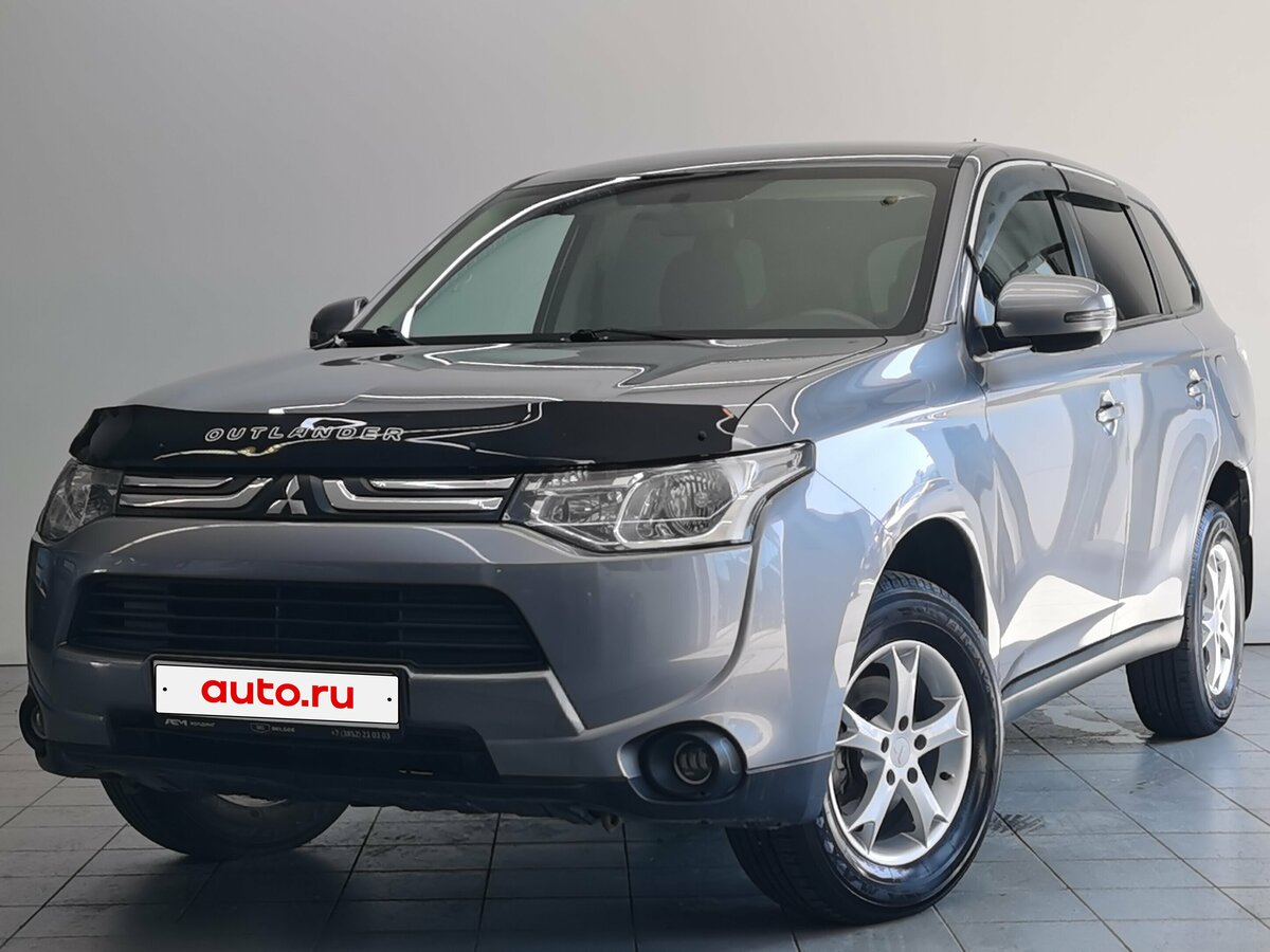 Открыть фотографии: Mitsubishi Outlander III