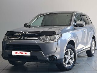 Mitsubishi Outlander III