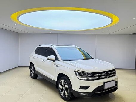Volkswagen Tharu I