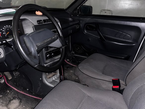 2005 Lada (ВАЗ) 2114, серебристый, 130000 рублей - вид 9