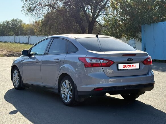 2011 Ford Focus III, серый, 570000 рублей - вид 6