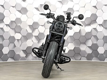 2022 Honda CMX 1100 Rebel, серый, 1099000 рублей, вид 5
