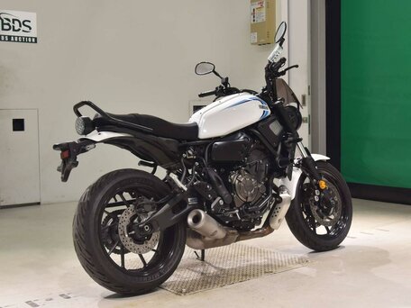 2022 Yamaha XSR700, белый, 727000 рублей, вид 5
